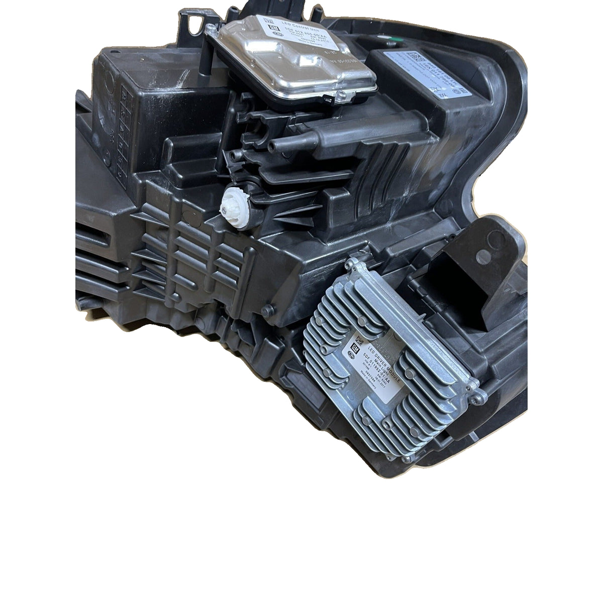 2016-2018 Cadillac CT6 LH Driver Headlight w/o Intelli-Beam OEM New 84710891