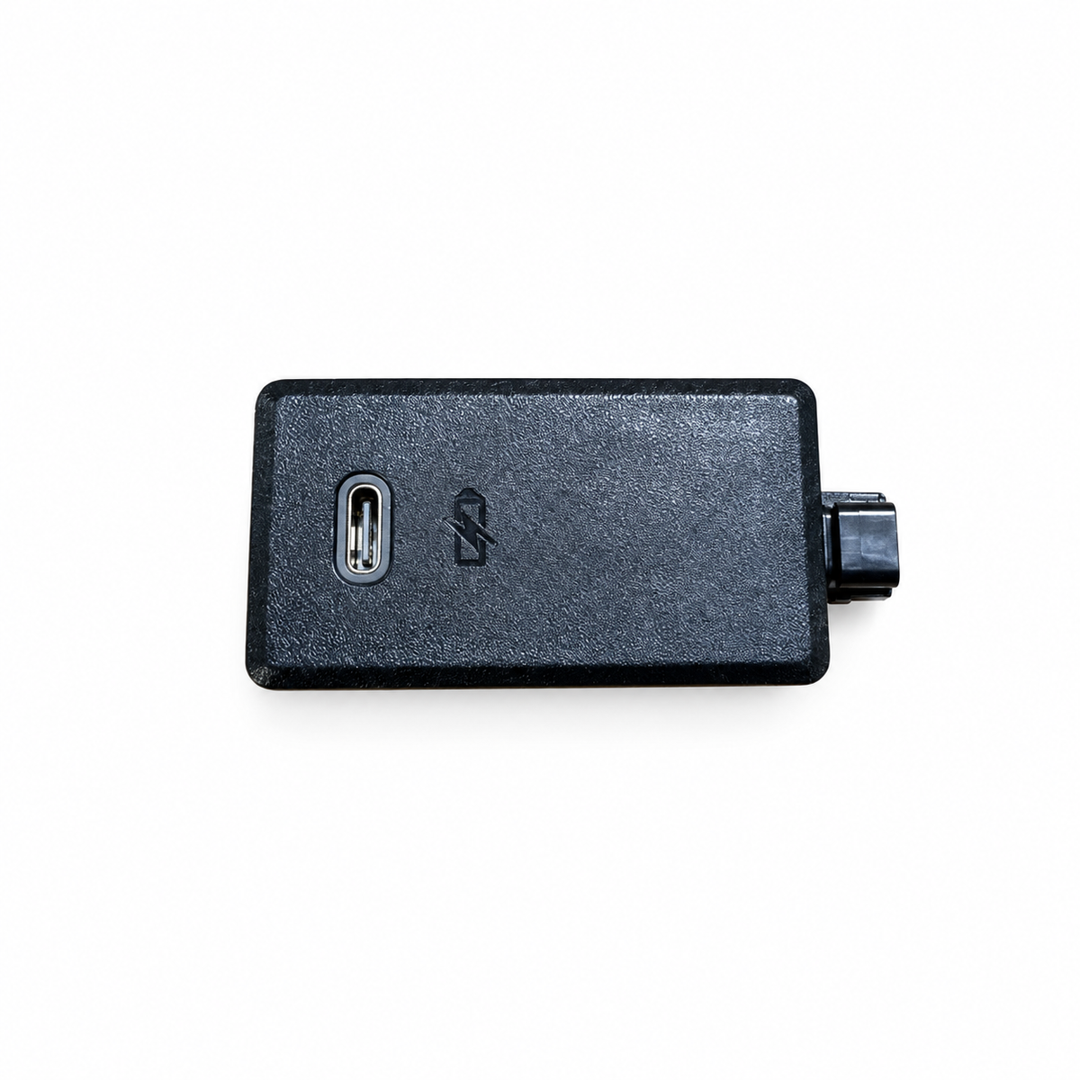 GM Jet Black USB-C receptacle front