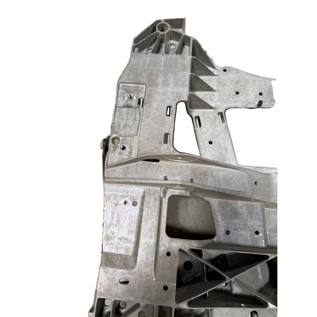 GM OEM suspension crossmember mounting structure and casting details