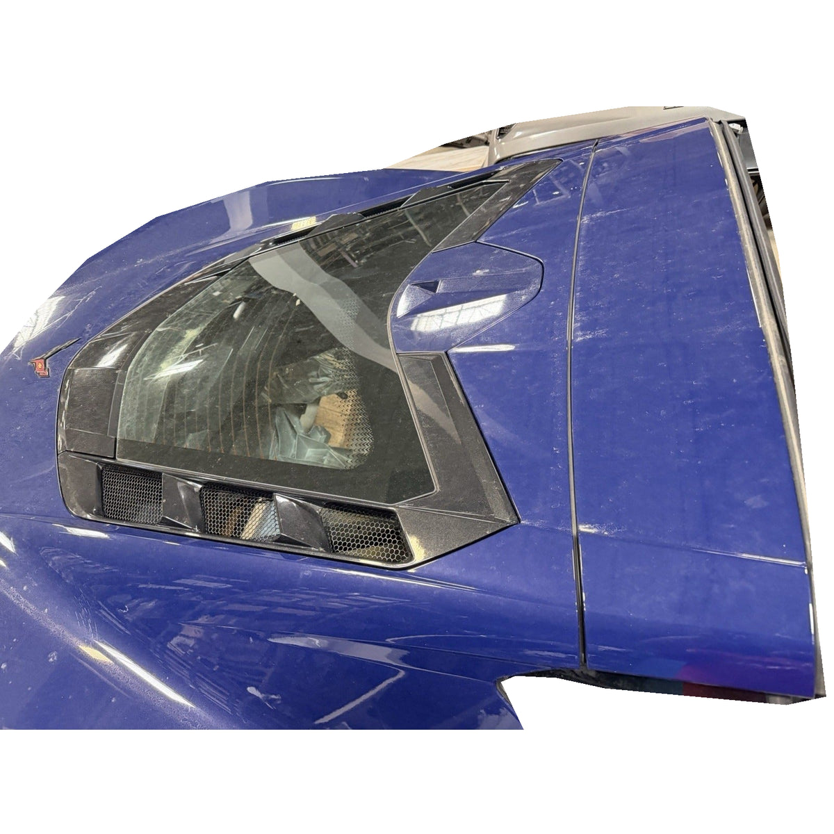 Corvette C8 rear clip engine cover and rear glass in blue metallic finish