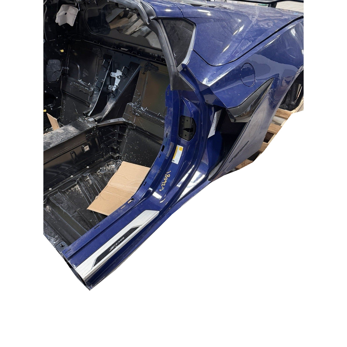 Blue Corvette C8 rear clip side opening, quarter panel and rocker extension