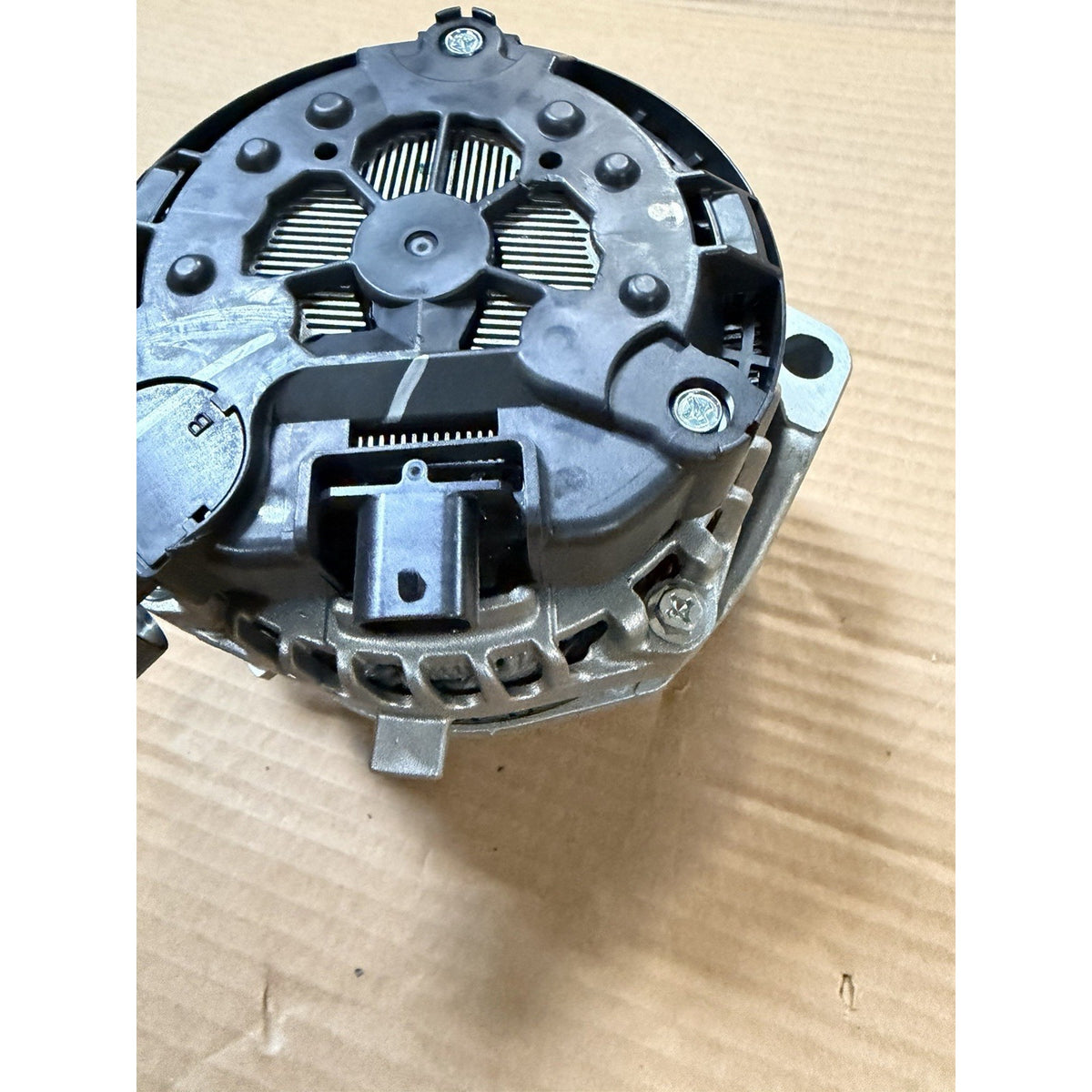 2022-2026 Chevy Silverado GMC Sierra Tahoe Suburban Yukon Cadillac Escalade Alternator OEM NEW 13561034