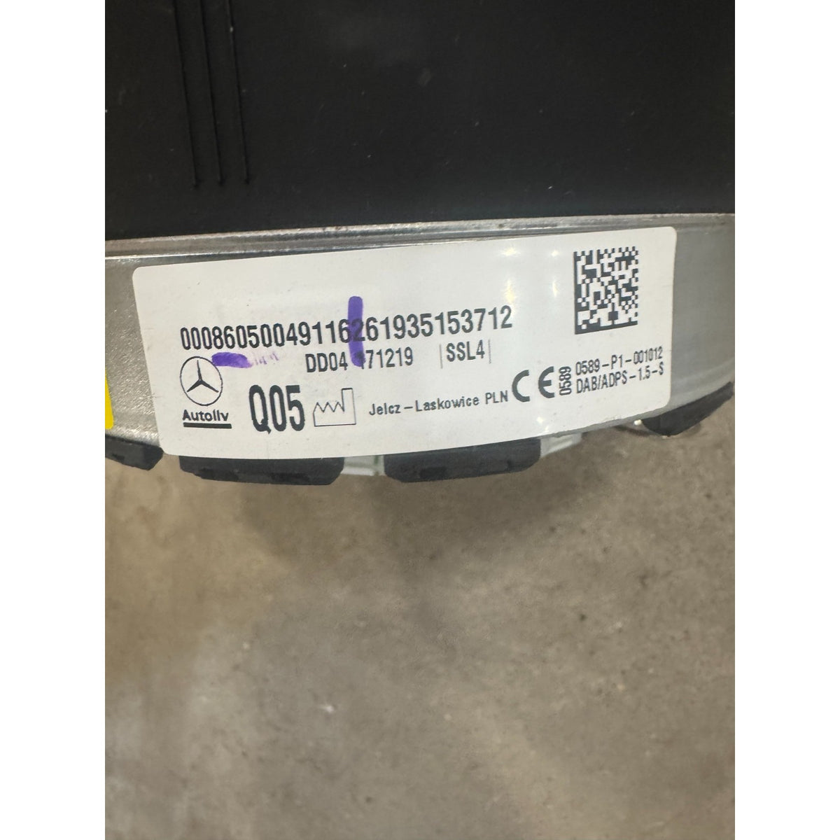 2015-2020 Mercedes-Benz E300 E350 E400 E450 E43 E53 E63 AMG Driver Wheel Airbag Black OEM 000-860-50-04-9116