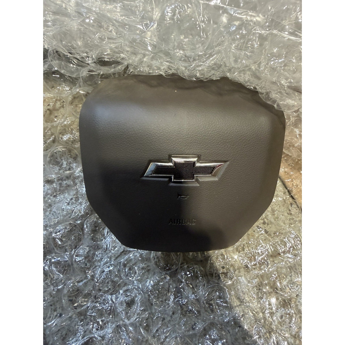 2019-2026 Chevy Silverado 1500 Driver Wheel Airbag Brown w/ Black Bow Tie OEM 85021804