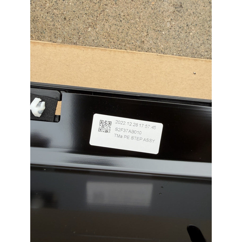 2021-2023 Hyundai Santa Fe LH RH Running Board Set OEM S2F37-AB001