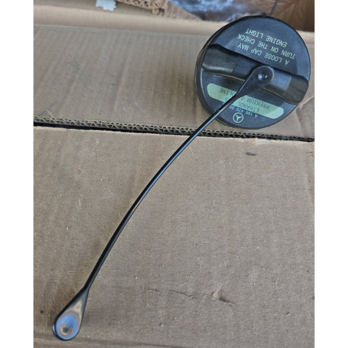 Mercedes-Benz OEM Fuel Gas Cap 166-470-60-00-64 | 2006-2019 GLE350 GLE400 ML350 ML400