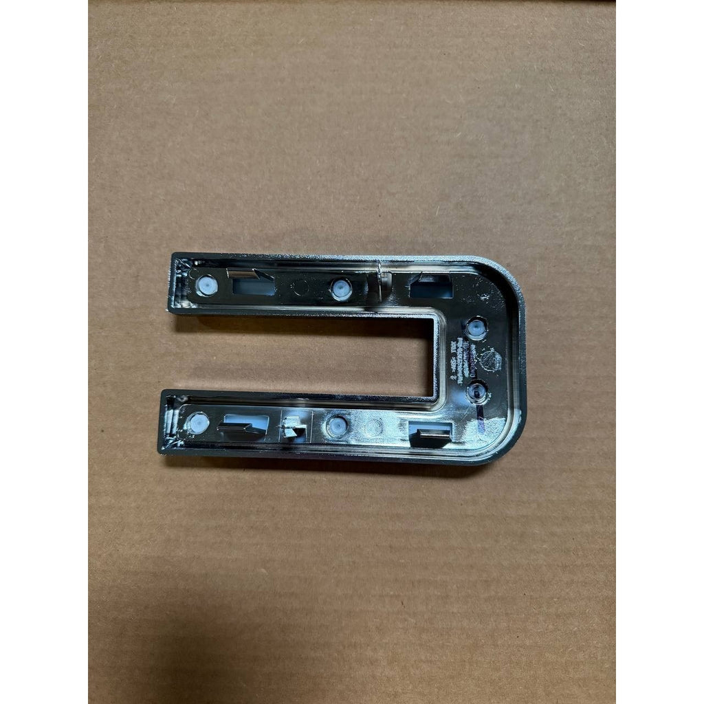 2019-2026 GMC Sierra 1500 2500HD 3500HD Canyon Front Grille "C" Emblem Nameplate OEM NEW 84237678