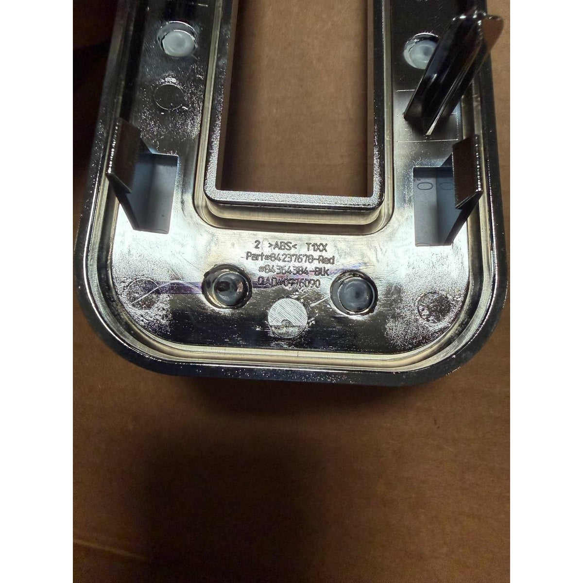 2019-2026 GMC Sierra 1500 2500HD 3500HD Canyon Front Grille "C" Emblem Nameplate OEM NEW 84237678
