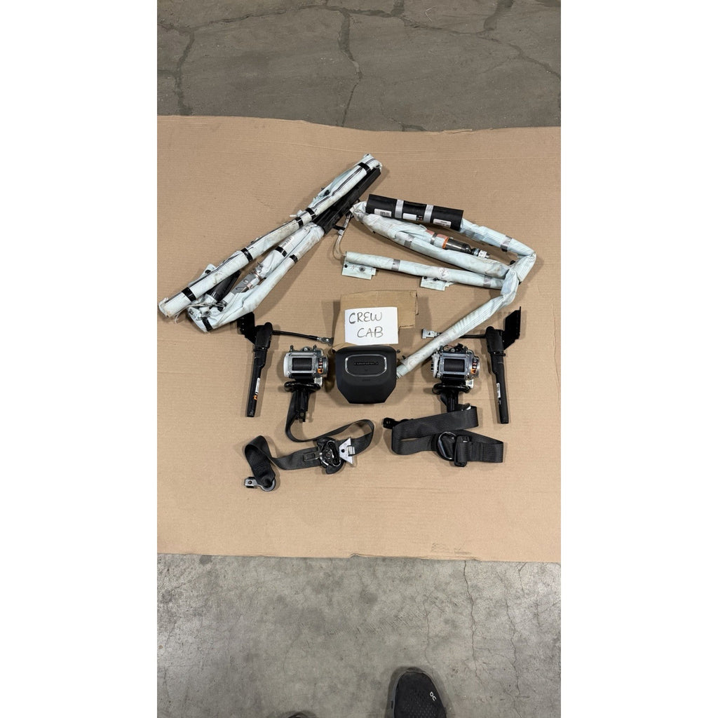 2019-2026 GMC Sierra Denali CREW CAB LH RH Seatbelt ROOF and Driver AIRBAG OEM NEW