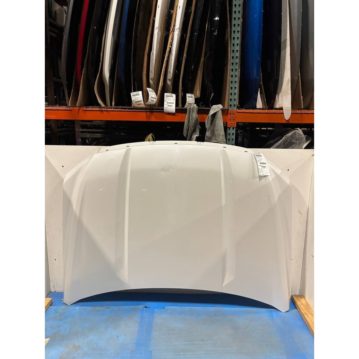 2021-2024 GMC Yukon & Yukon XL Hood 140X Abalone White OEM 85112716