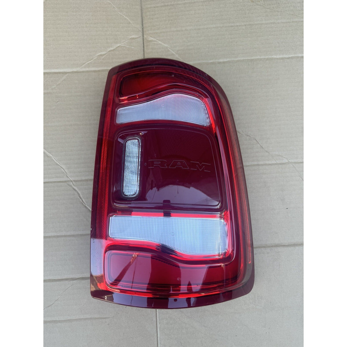 2019-2024 Dodge Ram 2500 3500 RH Passenger Tail Lamp w/ Bright Bezels OEM NEW 68639088AB