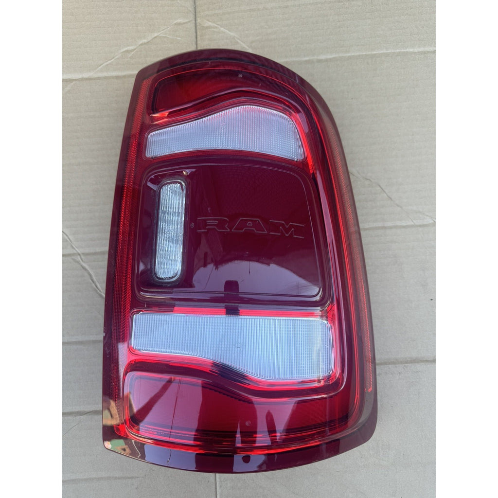 2019-2024 Dodge Ram 2500 3500 RH Passenger Tail Lamp w/ Bright Bezels OEM NEW 68639088AB