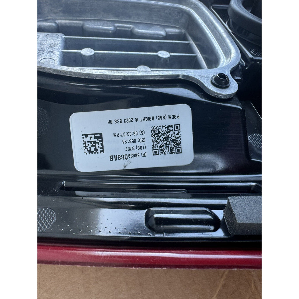 2019-2024 Dodge Ram 2500 3500 RH Passenger Tail Lamp w/ Bright Bezels OEM NEW 68639088AB