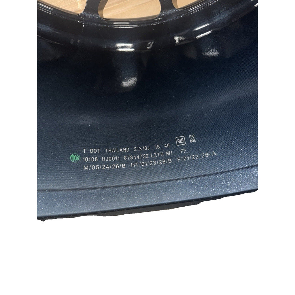 Original rear wheel stamping: GM 87844732, 21x13J, offset 40 mm