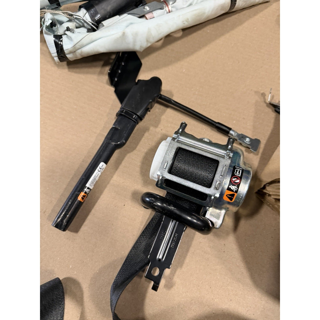 2019-2026 Chevy Silverado GMC Sierra 2500 3500 HD Crew Cab Airbag & Seatbelt Set OEM