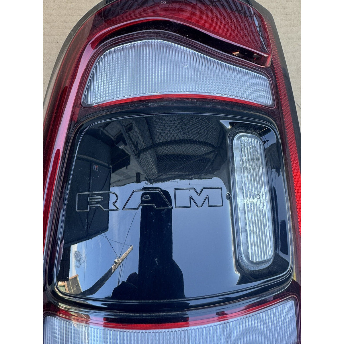 2019-2024 Dodge Ram 2500 3500 LH Driver Side Tail Lamp w/ Blind Spot OEM NEW 68639091AB