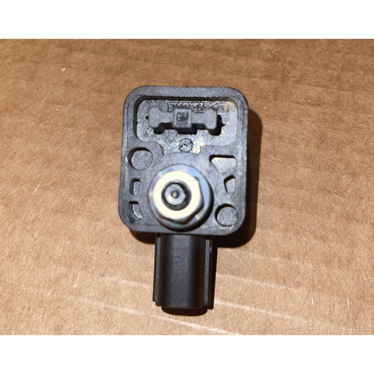 2015-2018 Chevy Silverado Suburban Sierra Tahoe Front Side Impact Sensor OEM NEW 13578677