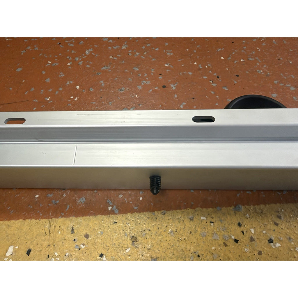 Pick Up Box Bed Side Rail Right 2010-2024 Dodge Ram 1500 OEM New Mopar 68027048AE