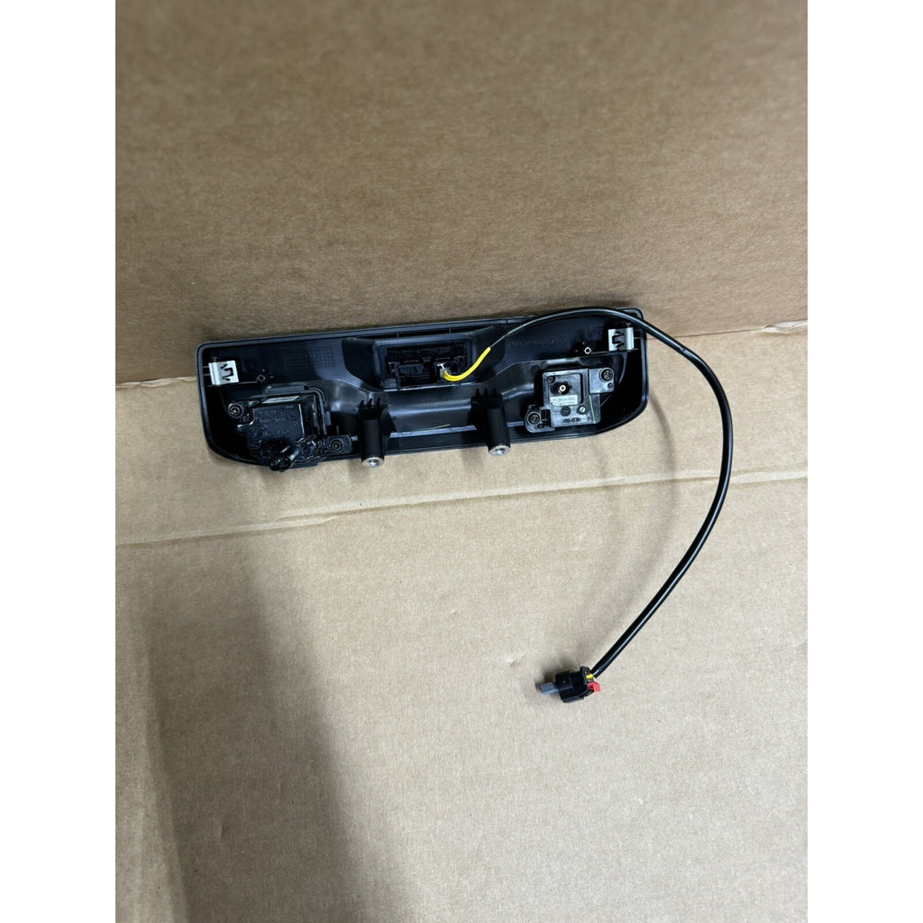 2020-2023 Chevrolet Silverado Tailgate Latch Handle with Camera OEM NEW 86789899