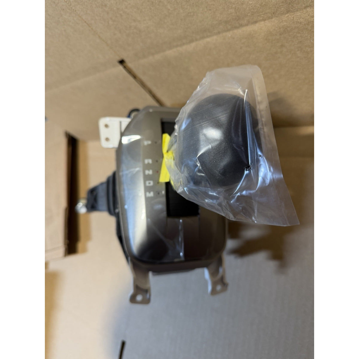 2010-2015 CHEVY CAMARO AUTO TRANSMISSION FLOOR SHIFTER GEAR SELECTOR OEM NEW