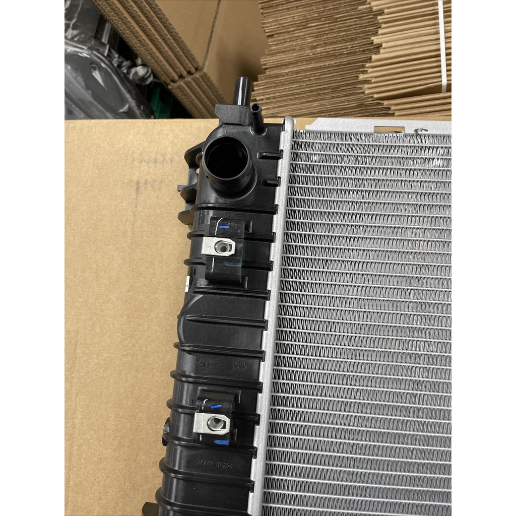 2019-2026 Chevy Silverado & GMC Sierra 1500 5.3L 6.2L Engine Radiator OEM NEW 85575814